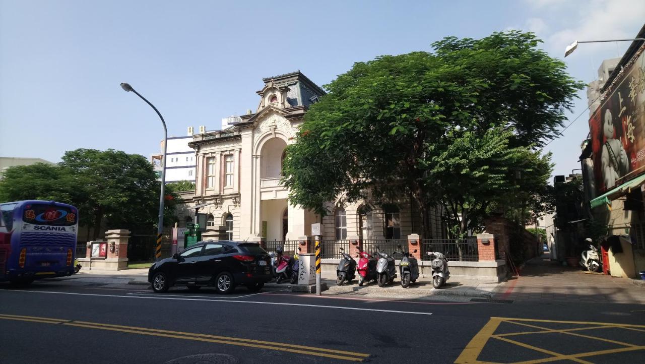 Jia Inn Tainan Buitenkant foto